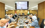 محافظ الجيزة يبحث آليات تحديث المخططات الاستراتيجية لـ ٧٦ قرية ضمن خطة التنمية العمرانية الشاملة