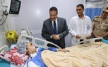محافظ المنوفية يزور مصابي حادث الإقليمي بمستشفى الجراحات المتخصصة