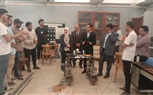 رئيس جامعة بنها يتفقد عدد من المشاريع الطلابية بكلية الهندسة ببنها