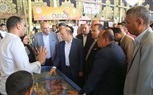 محافظ كفرالشيخ يتفقد سوق «اليوم الواحد» بالحامول لتوفير السلع الغذائية والاستهلاكية بتخفيضات تصل إلى 30%