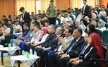 رئيس جامعة كفر الشيخ يشهد حفل استقبال طلاب كلية التجارة الجدد