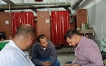 بالصور..وزير العمل: بدء اختبارات العمال المُرشحين للعمل بشركة مقاولات بالإمارات على مهنة سباك