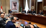 رئيس الوزراء يلتقي نائب رئيس مجموعة 