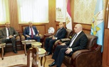 محافظ كفر الشيخ يناقش استعدادات افتتاح مكتب توثيق الخارجية بالغرفة التجارية الجديدة. محافظ كفر الشيخ يناقش استعدادات افتتاح مكتب توثيق الخارجية بالغرفة التجارية الجديدة.