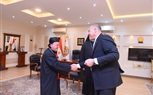 وزير العمل يستقبل وفد الكنيسة الكاثوليكية تزامنًا مع أعياد الميلاد المجيد