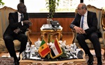 وزير الطيران المدني يستقبل سفير السنغال لدى جمهورية مصر العربية لبحث آفاق التعاون المشترك بين الجانبين