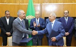 بحضور 