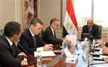 وزير الكهرباء يناقش مع البنك الأوروبي مشروعات جديدة لدعم الطاقة النظيفة وتخزين الكهرباء