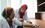 أكثر من 30 طبيبًا من 8 دول يكتشفون أسرار الطب الصيني التقليدي في شاندونغ