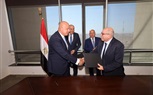 وزيرا الطيران المدني والنقل يشهدان توقيع بروتوكول لتنفيذ أعمال مشروعات رفع كفاءة وصيانة الممرات الرئيسية والخدمية والطرق الداخلية بالمطارات