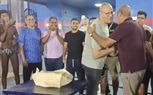 كرة الماء والغطس يستقبلان محمد عبد الكريم بممر شرفي في الزمالك احتفالًا بإنجاز ناشئات اليد