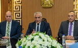 وزير الإنتاج الحربي يبحث مع رئيس اقتصادية قناة السويس تنفيذ المصانع ومحطات معالجة وتحلية المياه