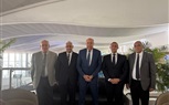 وزير الطيران المدني فى زيارة ميدانية لمطار القاهرة الدولي لمتابعة مستوى الخدمات وانسيابية حركة التشغيل