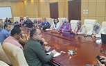 وكيل وزارة الصحة بأسيوط يترأس اجتماعًا موسعًا لبحث تقارير المرور الإشرافي وتحسين الأداء بالوحدات الصحية