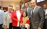 تقديرًا لإنجازها العربي.. وزير الطيران المدني يستقبل بطلة «تحدي القراءة العربي» بمطار القاهرة الدولي