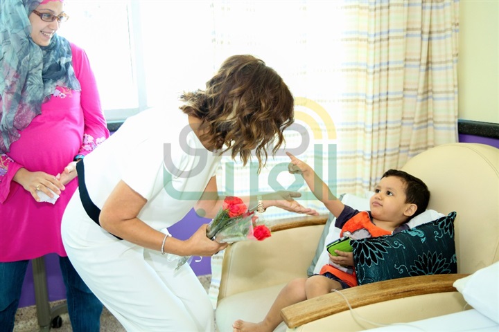 بالصور.. سميرة سعيد تزور مستشفى 57357 بالصور.. سميرة سعيد تزور مستشفى 57357