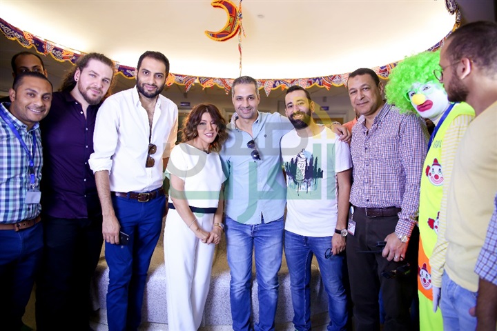 بالصور.. سميرة سعيد تزور مستشفى 57357 بالصور.. سميرة سعيد تزور مستشفى 57357