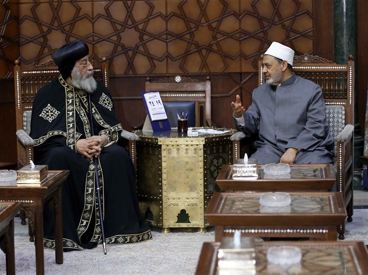 البابا تواضروس الثاني يهنىء شيخ الأزهر بعيد الفطر المبارك