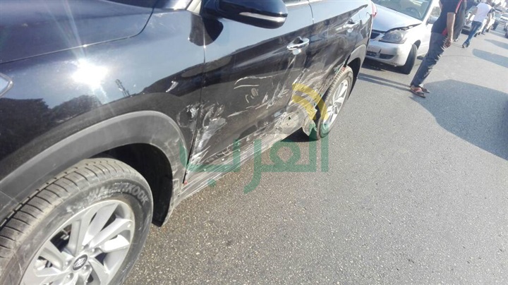 بالصور.. تصادم 4 سيارات يتسبب في كثافات مرورية بـ"جوزيف تيتو"