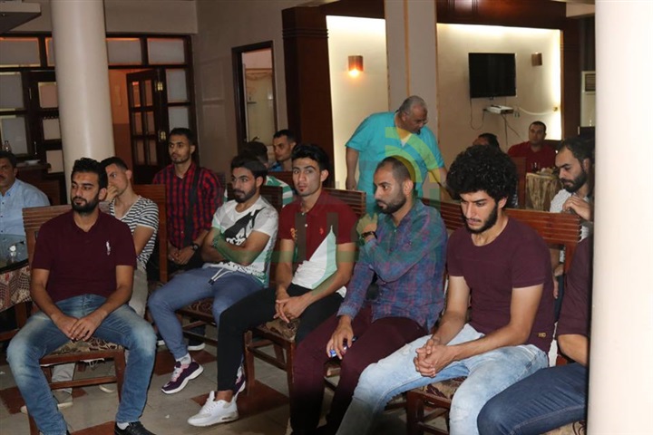 بالفيديو والصور.. محافظ كفر الشيخ في مأدبة إفطار فريق كرة القدم: حققوا حلم أبناء المحافظة بالصعود للممتاز