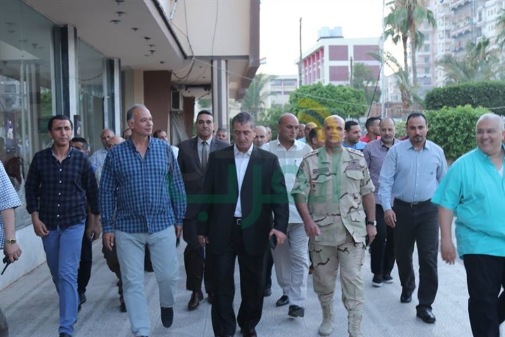 بالفيديو والصور.. محافظ كفر الشيخ في مأدبة إفطار فريق كرة القدم: حققوا حلم أبناء المحافظة بالصعود للممتاز