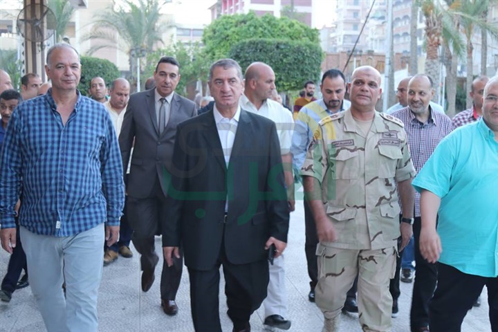 بالفيديو والصور.. محافظ كفر الشيخ في مأدبة إفطار فريق كرة القدم: حققوا حلم أبناء المحافظة بالصعود للممتاز