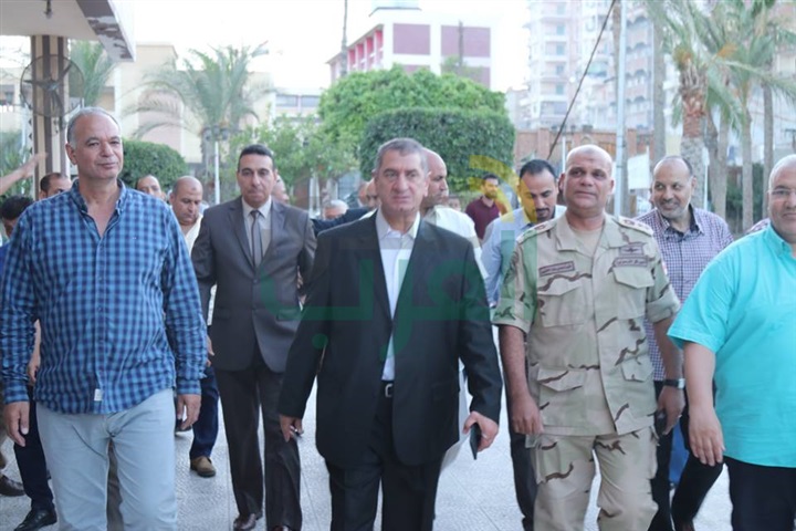 بالفيديو والصور.. محافظ كفر الشيخ في مأدبة إفطار فريق كرة القدم: حققوا حلم أبناء المحافظة بالصعود للممتاز