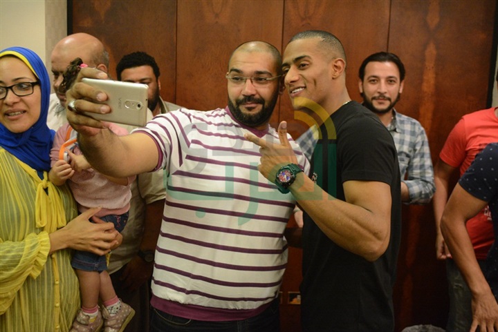 بالصور.. محمد رمضان يحتفل بنجاح "لا سحر ولا شعوذة"" بالصور.. محمد رمضان يحتفل بنجاح "لا سحر ولا شعوذة""