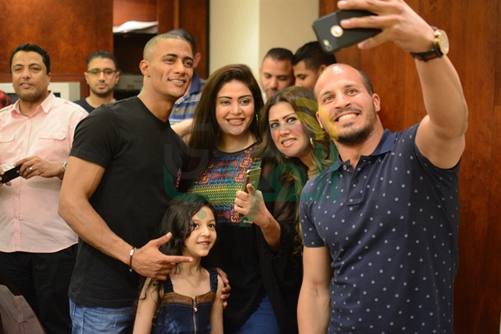 بالصور.. محمد رمضان يحتفل بنجاح "لا سحر ولا شعوذة"" بالصور.. محمد رمضان يحتفل بنجاح "لا سحر ولا شعوذة""