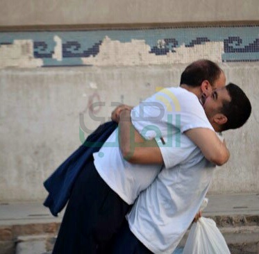 بالصور.. "صدى العرب" يرصد فرحة السجناء المفرج عنهم بموجب العفو الرئاسي