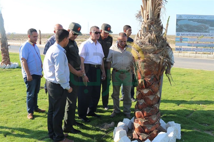 بالفيديو والصور.."نصر" و"بدين" بدين يتفقدان طريق "بركة غليون" بكفر الشيخ