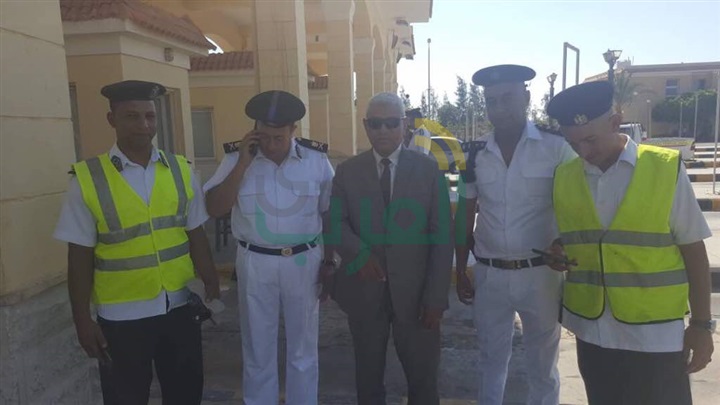 بالصور.. مدير الإدارة العامة للمرور يتفقد الخدمات بالطريق الصحراوي