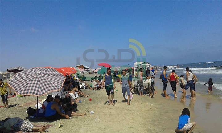 بالصور.. في اليوم الثاني للعيد.. إقبال كثيف علي مصيف بلطيم