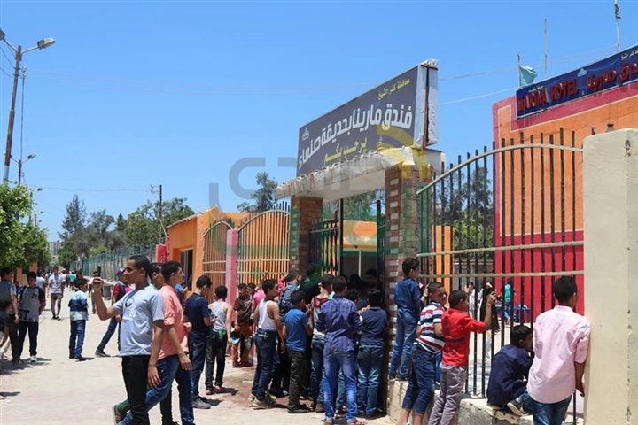 بالفيديو والصور.. أهالي كفر الشيخ يواصلون ارتداء ثوب "الفرح" بالحدائق والمنتزهات