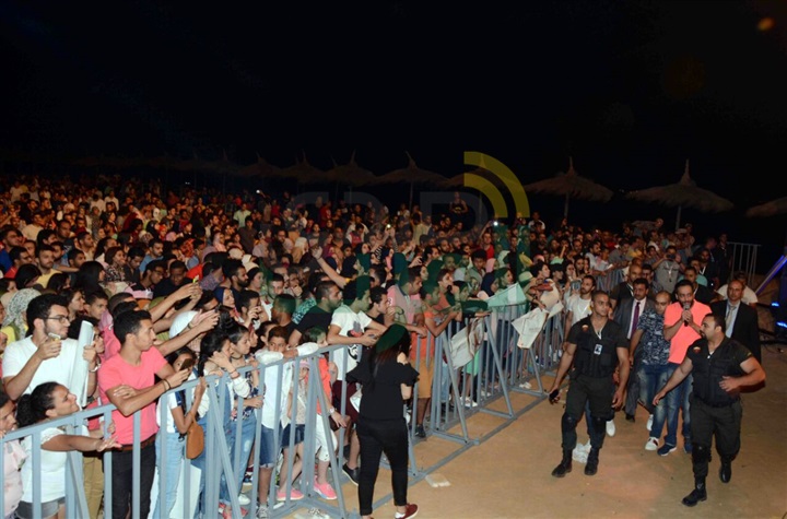 بالصور.. رامى جمال يشعل أجواء "موسى كوست" في ثالث أيام العيد بالصور.. رامى جمال يشعل أجواء "موسى كوست" في ثالث أيام العيد