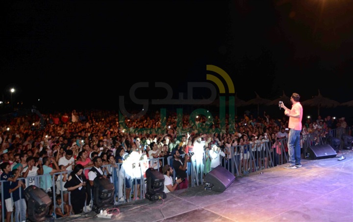 بالصور.. رامى جمال يشعل أجواء "موسى كوست" في ثالث أيام العيد بالصور.. رامى جمال يشعل أجواء "موسى كوست" في ثالث أيام العيد