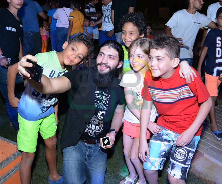 بالصور.. "كريس" و"أبانوب" يشعلان "بياسيرا" السخنة بالصور.. "كريس" و"أبانوب" يشعلان "بياسيرا" السخنة