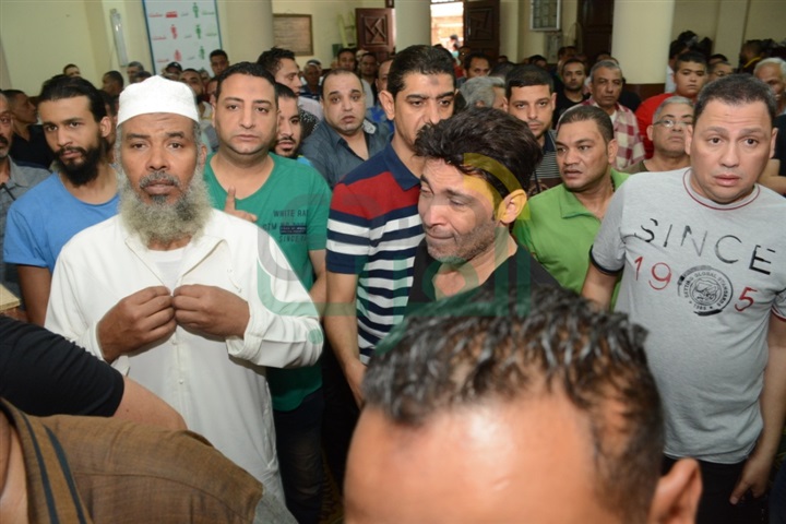بالصور.. جنازة والدة الفنان سعد الصغير بمسجد بشبرا بالصور.. جنازة والدة الفنان سعد الصغير بمسجد بشبرا
