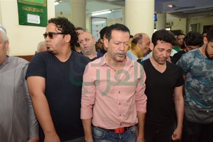 بالصور.. جنازة والدة الفنان سعد الصغير بمسجد بشبرا بالصور.. جنازة والدة الفنان سعد الصغير بمسجد بشبرا
