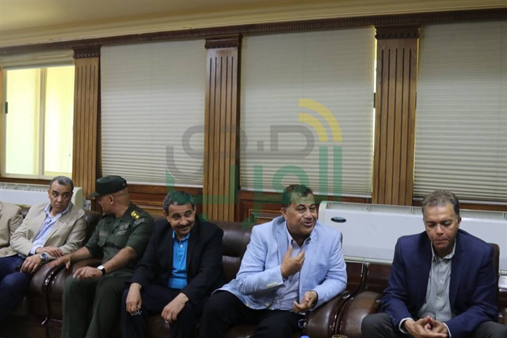 بالصور.. محافظ كفر الشيخ يستقبل وزير النقل