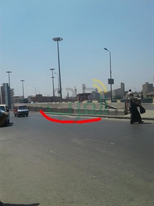 تشكيل لجنة فنية لمعرفة سبب الهبوط الأرضي بجوار رصيف بميدان المؤسسة