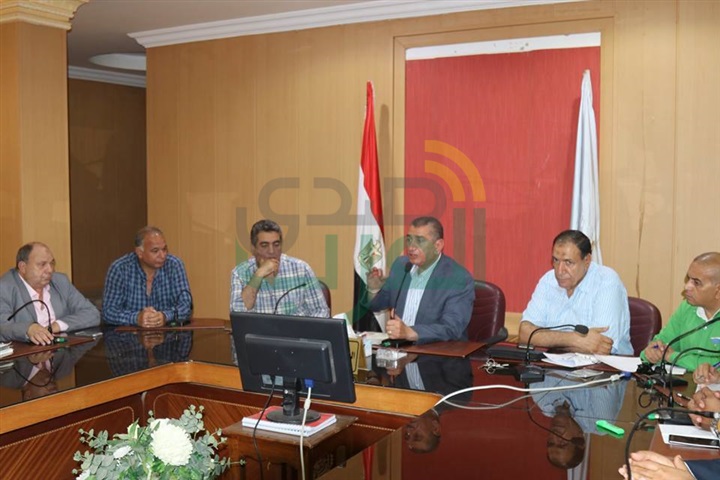 بالفيديو والصور.. تفاصيل لقاء محافظ كفر الشيخ برؤساء الأندية الرياضية
