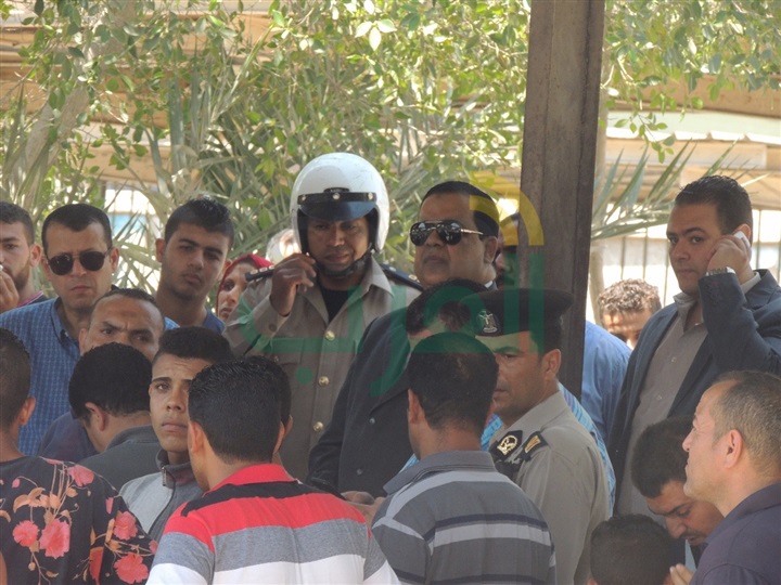  بالصور.. مدير أمن كفر الشيخ يتفقد عددًا من المواقف لمتابعة التزام السائقين‎ بالتعريفة الجديدة
