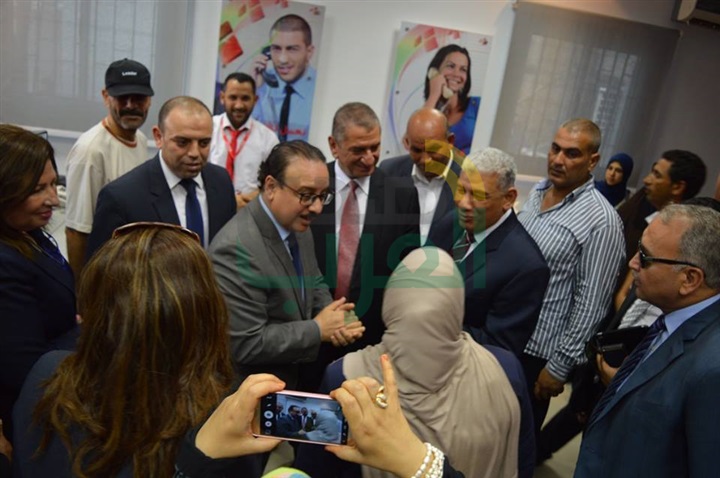 بالفيديو والصور.. محافظ كفرالشيخ ووزير الاتصالات يتفقدان سنترال بلطيم الرئيسى