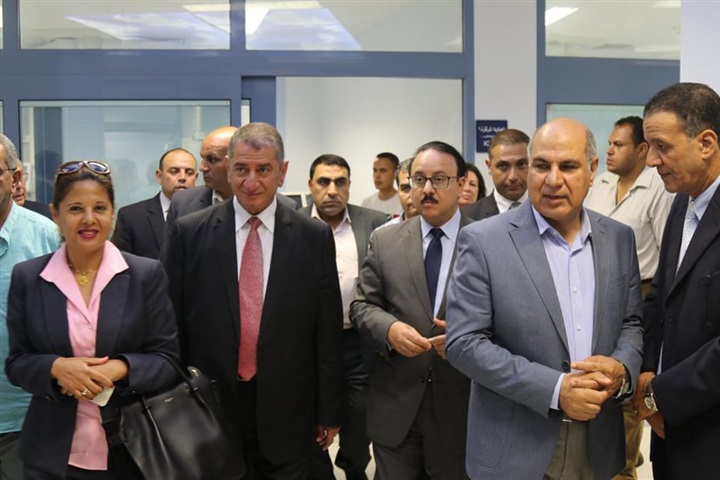 بالفيديو والصور.. محافظ كفر الشيخ ووزير الاتصالات يتفقدان المستشفى الجامعى