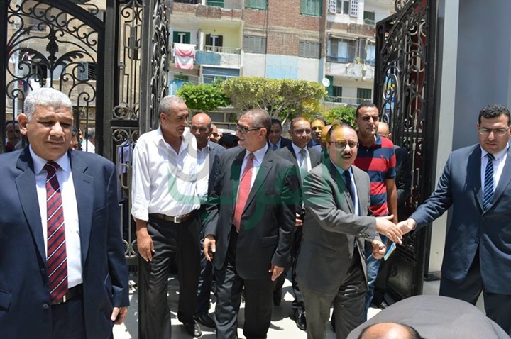 بالفيديو والصور..  محافظ كفرالشيخ ووزير الاتصالات يفتتحان مركز الخدمات البريدية 