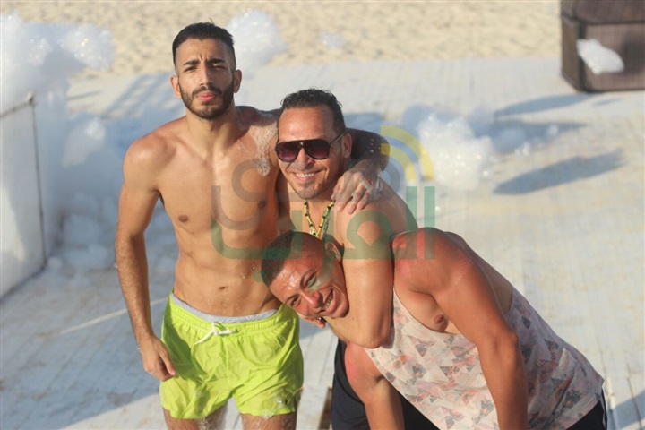 بالصور.. "الحريري" يشعل حفل "فووم" على "وايت بيتش" بالصور.. "الحريري" يشعل حفل "فووم" على "وايت بيتش"