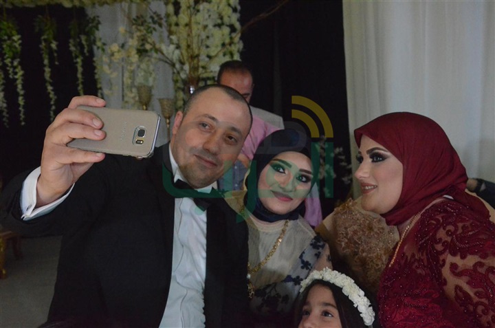 بالصور.. الليثى ونجوم الفن الشعبى يشعلون زفاف عبد الرحمن ومنة بالصور.. الليثى ونجوم الفن الشعبى يشعلون زفاف عبد الرحمن ومنة