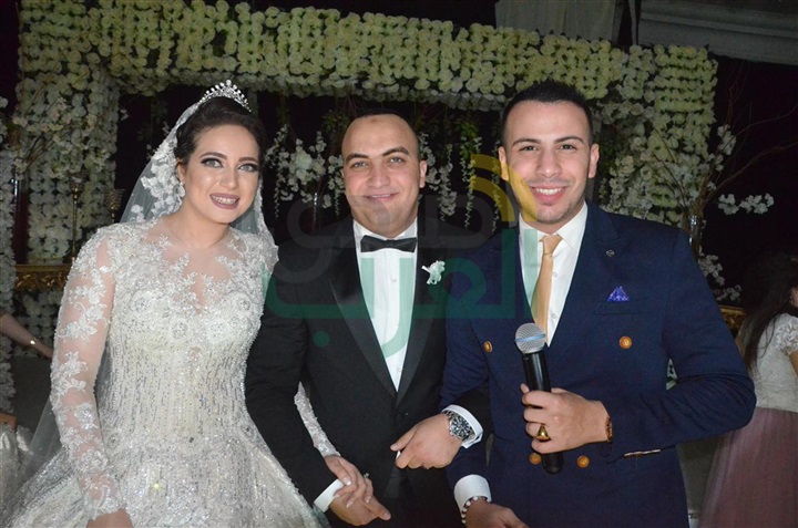 بالصور.. الليثى ونجوم الفن الشعبى يشعلون زفاف عبد الرحمن ومنة بالصور.. الليثى ونجوم الفن الشعبى يشعلون زفاف عبد الرحمن ومنة