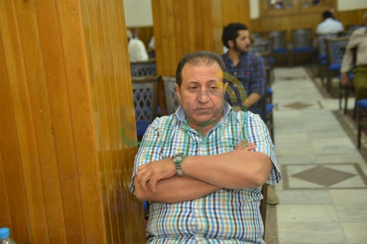 بدء عزاء والد المخرج عمرو سلامة بدء عزاء والد المخرج عمرو سلامة
